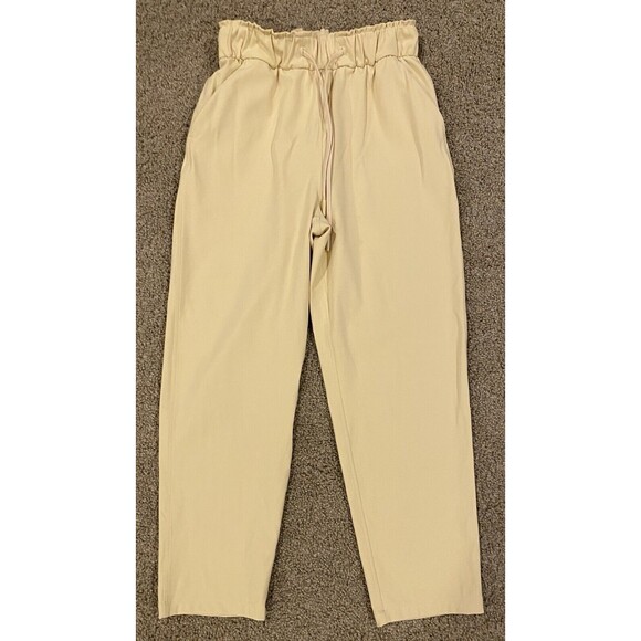 Lululemon  Keep Moving Crop Pants Joggers High Rise 23" Prosecco Sz 2 LW6BLTS - Picture 2 of 7